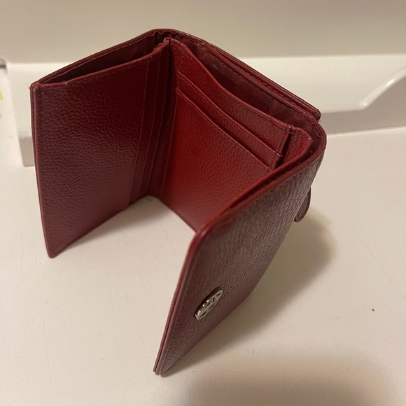 Women's Red Leather Strapless Trifold Wallet Solid Pebbles - Picture 10 of 12